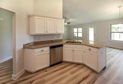 5938 Parsonage Cir, Milton, FL 32570 photo 13
