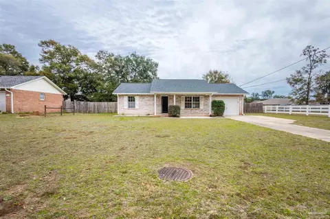 5256 Richardson St, Milton, FL 32570 photo 3