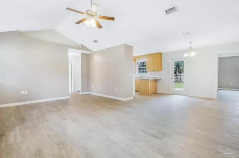 5256 Richardson St, Milton, FL 32570 photo 7