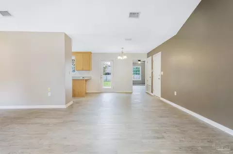 5256 Richardson St, Milton, FL 32570 photo 6