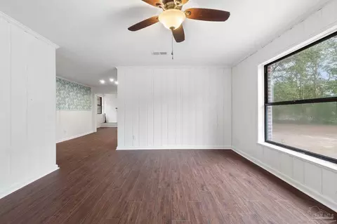 5086 Willard Norris Rd, Milton, FL 32570 photo 4