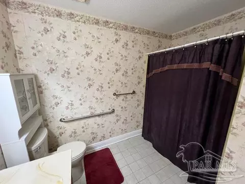 131 Upton Rd, Century, FL 32535 photo 13