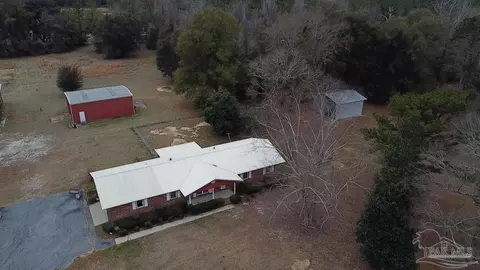 131 Upton Rd, Century, FL 32535 photo 37