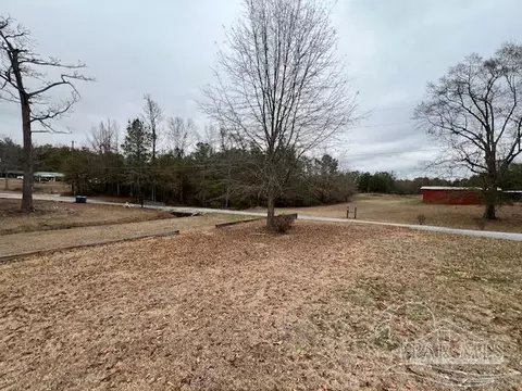 131 Upton Rd, Century, FL 32535 photo 28