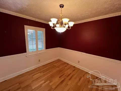 131 Upton Rd, Century, FL 32535 photo 6