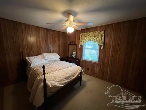 131 Upton Rd, Century, FL 32535 photo 9