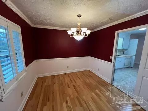 131 Upton Rd, Century, FL 32535 photo 7