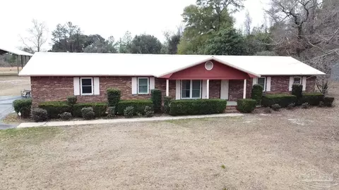 131 Upton Rd, Century, FL 32535