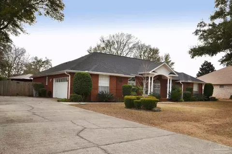 4207 N Cambridge Way, Pace, FL 32571 photo 4