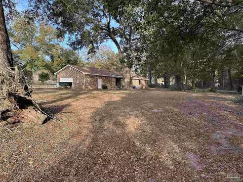 4829 Blakemore Dr, Pace, FL 32571 photo 6