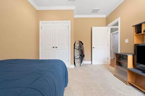 Bedroom - 5146 Willard Norris Rd, Milton, FL 32570 photo 2 of 6