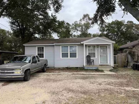 322 Frisco Rd, Pensacola, FL 32507