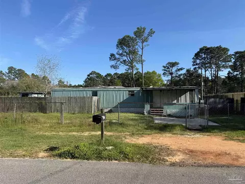 6024 Capitol Dr, Gulf Breeze, FL 32563