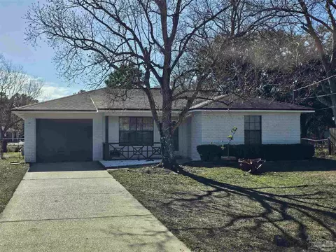 1311 Dog Track Rd, Pensacola, FL 32506