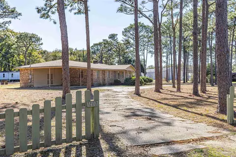 1407 E Woodchuck Ave, Pensacola, FL 32504