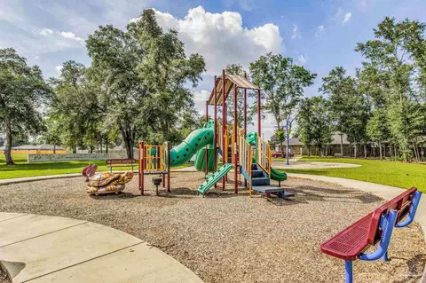 View/Area - 4367 Redbay Ct, Pace, FL 32571 photo 2 of 5