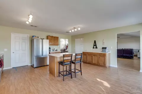 Kitchen - 308 Sidewinder Loop, Crestview, FL 32536 photo 4 of 4