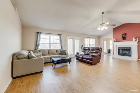 Living - 308 Sidewinder Loop, Crestview, FL 32536 photo 2 of 4