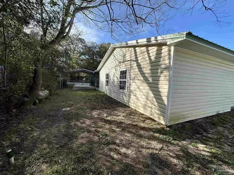4516 Palm Dr, Milton, FL 32583 photo 2