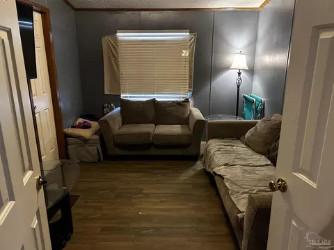 8900 Fortune Rd, Milton, FL 32583 photo 9