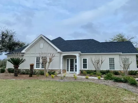 Exterior - 3128 Strathauer Rd, Milton, FL 32583 photo 7 of 10
