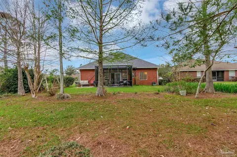 Exterior - 3128 Strathauer Rd, Milton, FL 32583 photo 6 of 10
