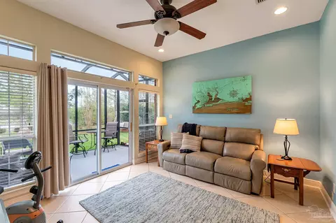 Living - 3128 Strathauer Rd, Milton, FL 32583 photo 3 of 6