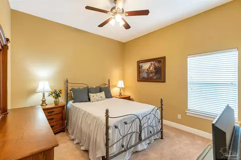 Bedroom - 3128 Strathauer Rd, Milton, FL 32583 photo 3 of 6