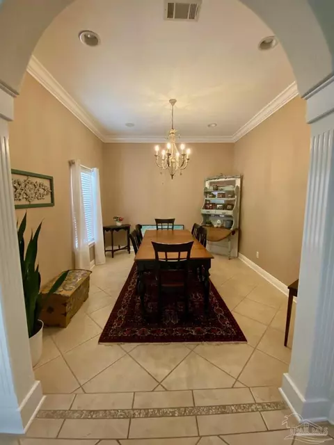 Dining - 3128 Strathauer Rd, Milton, FL 32583 photo 1 of 2