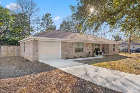 4103 Charles Cir, Pace, FL 32571 photo 2