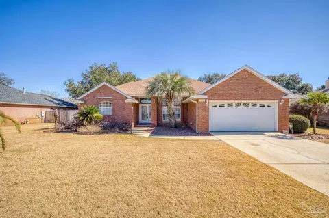 1152 Jaguar Cir, Gulf Breeze, FL 32563