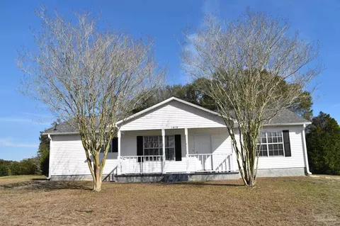 1010 Waterford Ln, Pensacola, FL 32514