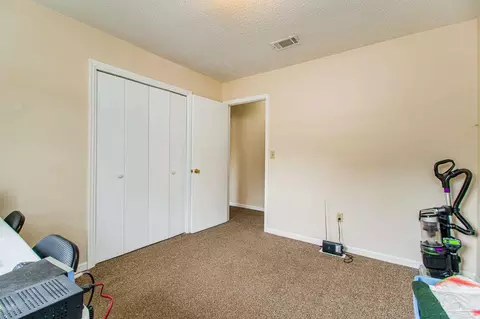 Bedroom - 50 Abbey Rd, Crestview, FL 32539 photo 5 of 8