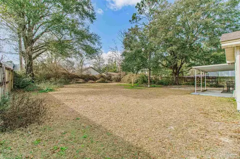 Exterior - 50 Abbey Rd, Crestview, FL 32539 photo 14 of 14