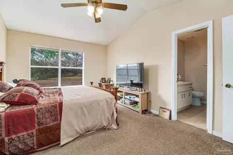 Bedroom - 50 Abbey Rd, Crestview, FL 32539 photo 2 of 8
