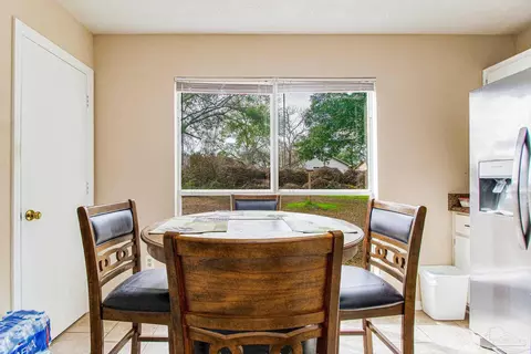 Dining - 50 Abbey Rd, Crestview, FL 32539 photo 5 of 5