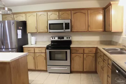 Kitchen - 6295 Billoree Rd, Pace, FL 32571 photo 2 of 2