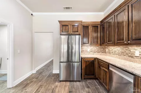 Kitchen - 2674 Grandaddy Ln, Jay, FL 32565 photo 4 of 4