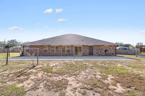Exterior - 2674 Grandaddy Ln, Jay, FL 32565 photo 2 of 9