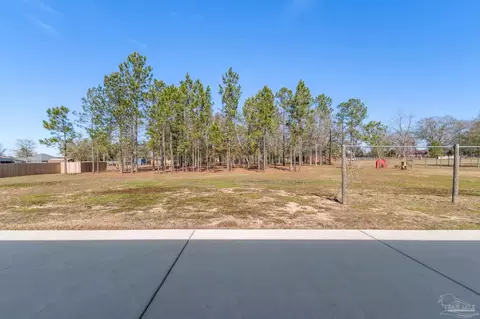 Exterior - 2674 Grandaddy Ln, Jay, FL 32565 photo 3 of 9