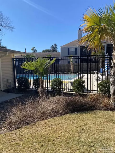 2201 Scenic Hwy #I2, Pensacola, FL 32503