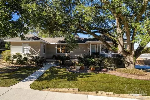 2210 E Maxwell St, Pensacola, FL 32503