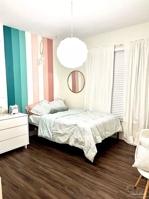 Bedroom - 3133 Stefani Rd, Cantonment, FL 32533 photo 6 of 9