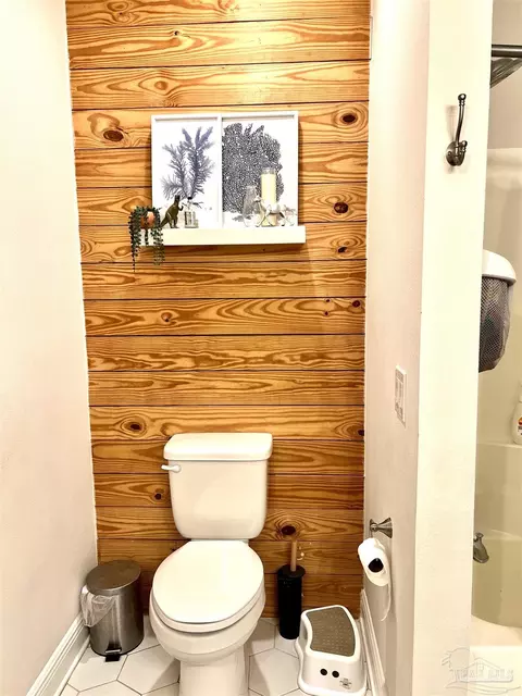 Bath - 3133 Stefani Rd, Cantonment, FL 32533 photo 8 of 11