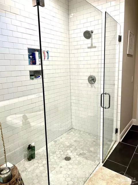 Bath - 3133 Stefani Rd, Cantonment, FL 32533 photo 5 of 11