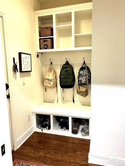 Entry Way - 3133 Stefani Rd, Cantonment, FL 32533 photo 2 of 2