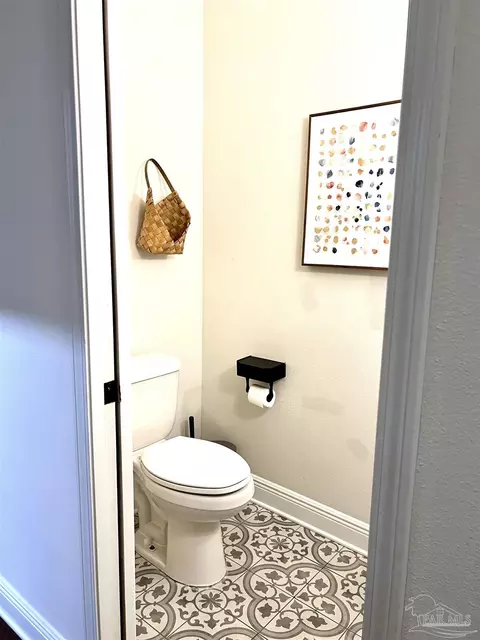 Bath - 3133 Stefani Rd, Cantonment, FL 32533 photo 6 of 11