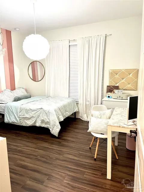 Bedroom - 3133 Stefani Rd, Cantonment, FL 32533 photo 5 of 9