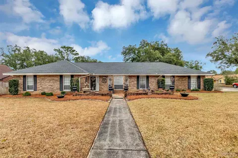6000 Somerset Dr, Pensacola, FL 32526
