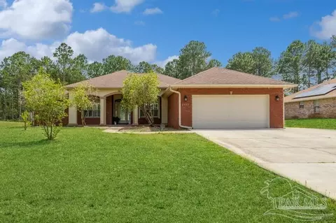 6557 Flintwood St, Navarre, FL 32566